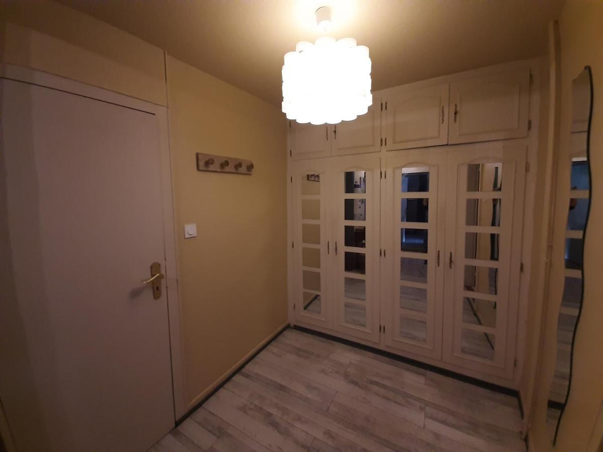 Apartment Dock 23 *